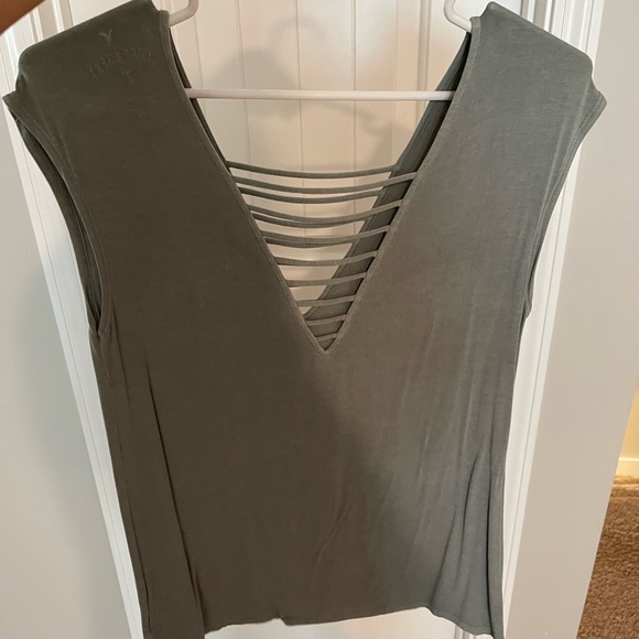 Women’s Tee - Picture 2 of 3